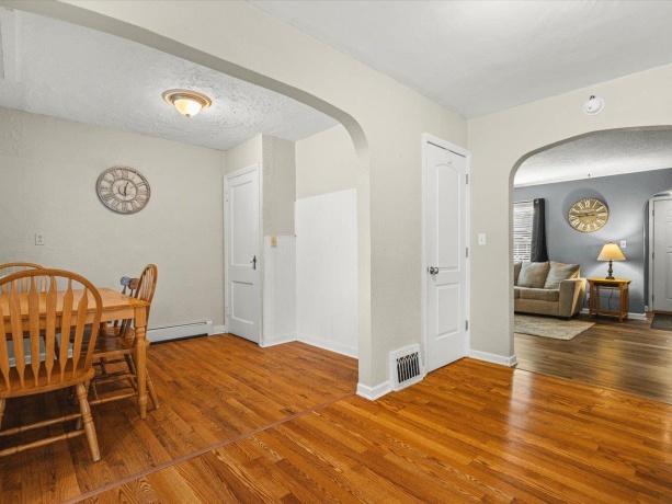 7608 Grenville, MACHESNEY PARK, Illinois 61115, 3 Bedrooms Bedrooms, ,1 BathroomBathrooms,House,For Sale,Grenville,202605169