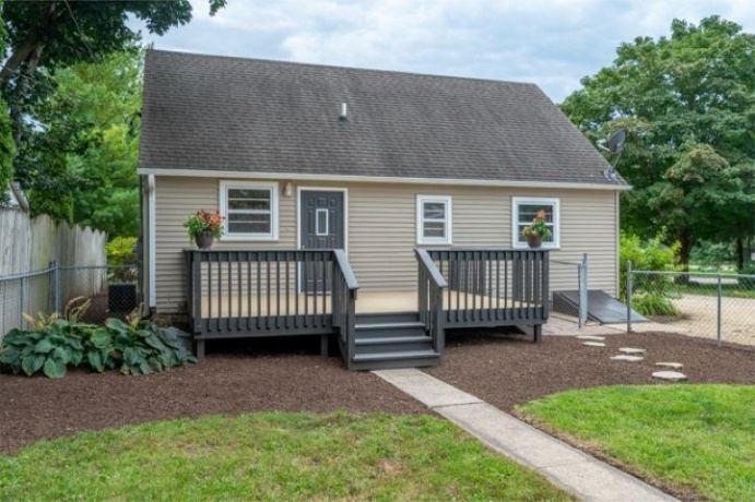 539 Central, GENOA, Illinois 60135, 4 Bedrooms Bedrooms, ,1 BathroomBathrooms,House,For Sale,Central,202605170