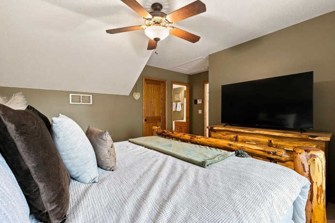 6A72 Shenandoah, APPLE RIVER, Illinois 61001, 4 Bedrooms Bedrooms, ,3 BathroomsBathrooms,House,For Sale,Shenandoah,202605171