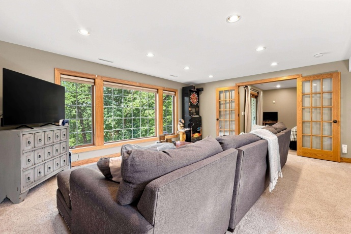 6A72 Shenandoah, APPLE RIVER, Illinois 61001, 4 Bedrooms Bedrooms, ,3 BathroomsBathrooms,House,For Sale,Shenandoah,202605171