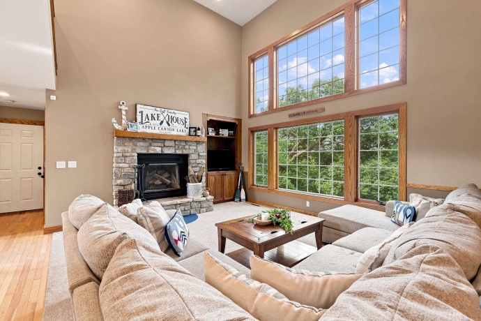 6A72 Shenandoah, APPLE RIVER, Illinois 61001, 4 Bedrooms Bedrooms, ,3 BathroomsBathrooms,House,For Sale,Shenandoah,202605171