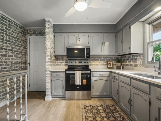 3919 Falling Leaf, ROCKFORD, Illinois 61109, 3 Bedrooms Bedrooms, ,1 BathroomBathrooms,House,For Sale,Falling Leaf,202605173