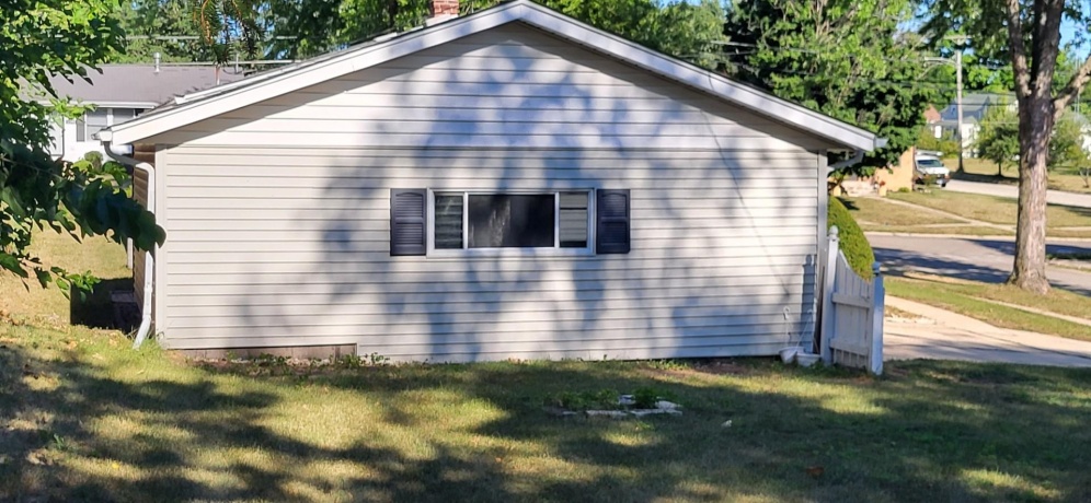 2816 Pleasant View, ROCKFORD, Illinois 61108, 3 Bedrooms Bedrooms, ,1 BathroomBathrooms,House,For Sale,Pleasant View,202604717