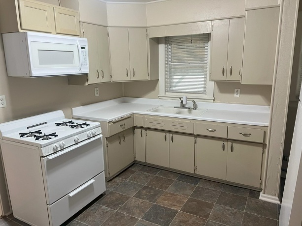 904 Drexel, MACHESNEY PARK, Illinois 61115, 3 Bedrooms Bedrooms, ,1 BathroomBathrooms,House,For Sale,Drexel,202602907