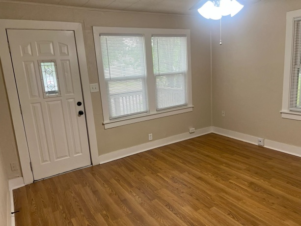 904 Drexel, MACHESNEY PARK, Illinois 61115, 3 Bedrooms Bedrooms, ,1 BathroomBathrooms,House,For Sale,Drexel,202602907