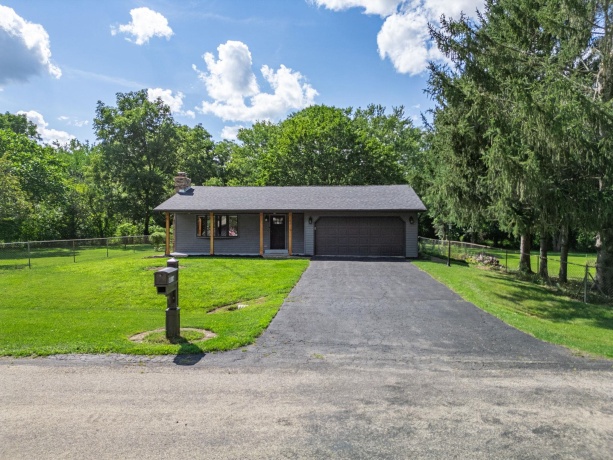 6816 Stardust, ROSCOE, Illinois 61073, 2 Bedrooms Bedrooms, ,2 BathroomsBathrooms,House,For Sale,Stardust,202605179