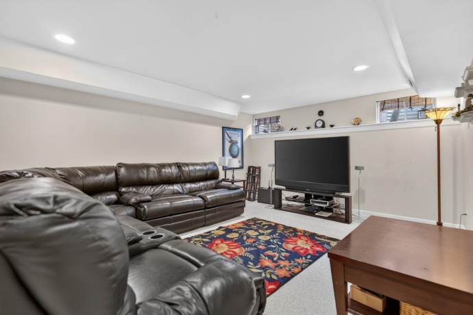11086 PRAIRIE WIND, ROSCOE, Illinois 61073, 4 Bedrooms Bedrooms, ,3 BathroomsBathrooms,House,For Sale,PRAIRIE WIND,202605180