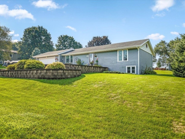 6353 Abernathy, ROSCOE, Illinois 61073, 3 Bedrooms Bedrooms, ,3 BathroomsBathrooms,House,For Sale,Abernathy,202605181