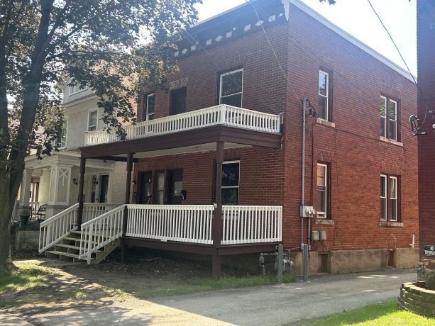 1421 Charles, ROCKFORD, Illinois 61104, ,2 Units,For Sale,Charles,202605182