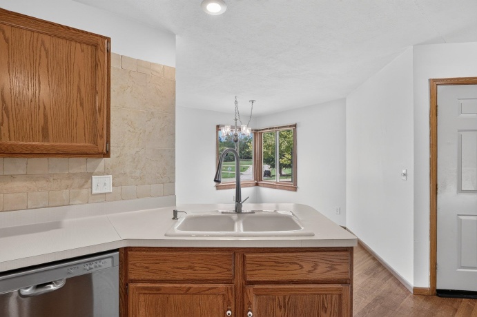 4185 Tumbleweed, LOVES PARK, Illinois 61111, 2 Bedrooms Bedrooms, ,2 BathroomsBathrooms,Condominium,For Sale,Tumbleweed,202605184