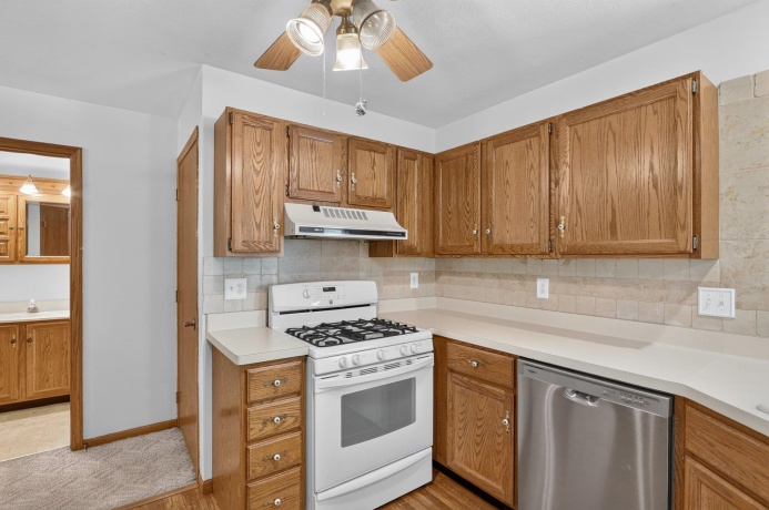 4185 Tumbleweed, LOVES PARK, Illinois 61111, 2 Bedrooms Bedrooms, ,2 BathroomsBathrooms,Condominium,For Sale,Tumbleweed,202605184