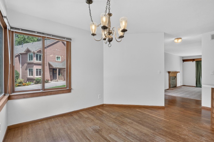 4185 Tumbleweed, LOVES PARK, Illinois 61111, 2 Bedrooms Bedrooms, ,2 BathroomsBathrooms,Condominium,For Sale,Tumbleweed,202605184