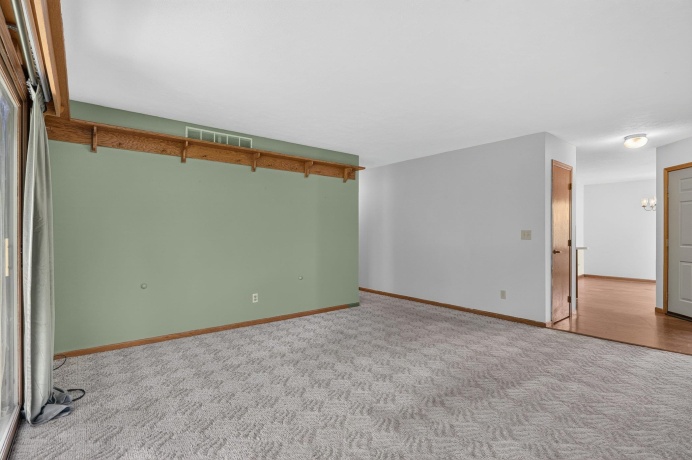 4185 Tumbleweed, LOVES PARK, Illinois 61111, 2 Bedrooms Bedrooms, ,2 BathroomsBathrooms,Condominium,For Sale,Tumbleweed,202605184