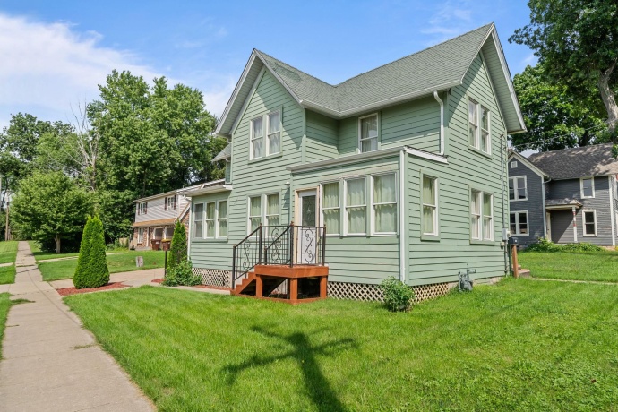 904 Prospect, ROCKFORD, Illinois 61107, 3 Bedrooms Bedrooms, ,1 BathroomBathrooms,House,For Sale,Prospect,202605190