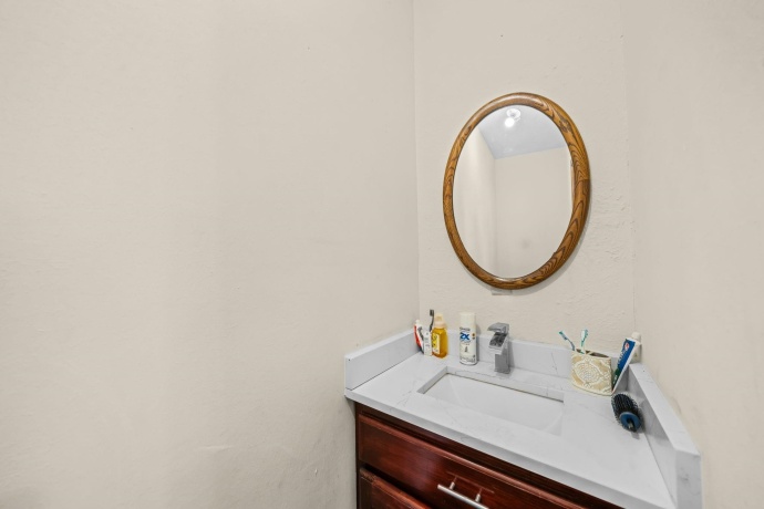 904 Prospect, ROCKFORD, Illinois 61107, 3 Bedrooms Bedrooms, ,1 BathroomBathrooms,House,For Sale,Prospect,202605190