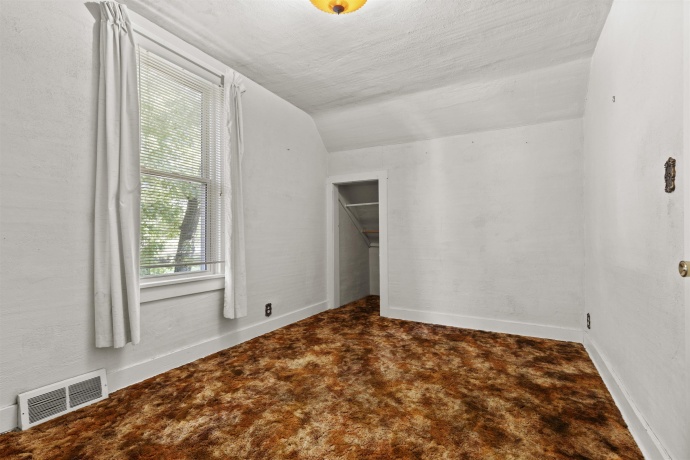 838 1st St, ROCKFORD, Illinois 61107, 3 Bedrooms Bedrooms, ,3 BathroomsBathrooms,House,For Sale,1st St,202605192