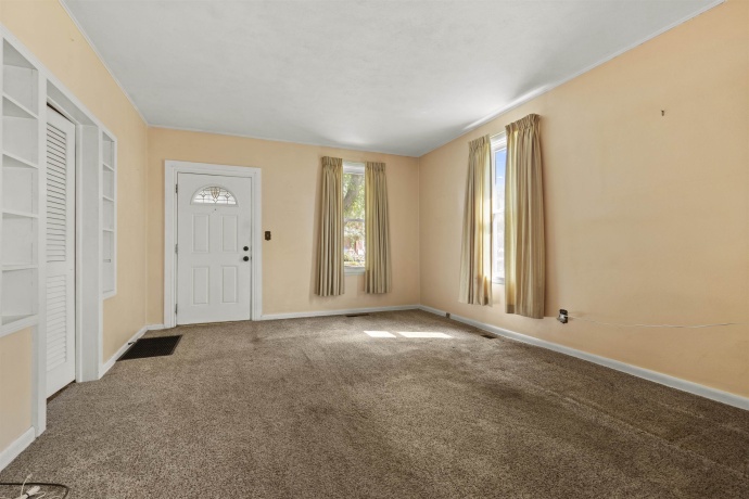 838 1st St, ROCKFORD, Illinois 61107, 3 Bedrooms Bedrooms, ,3 BathroomsBathrooms,House,For Sale,1st St,202605192