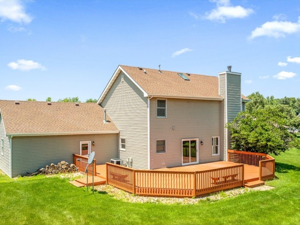 510 Zierke, WINNEBAGO, Illinois 61088, 3 Bedrooms Bedrooms, ,2 BathroomsBathrooms,House,For Sale,Zierke,202605193