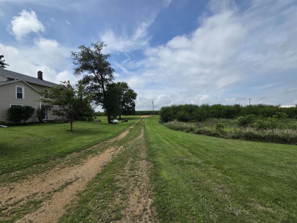 21 Summerhill, POLO, Illinois 61064, 3 Bedrooms Bedrooms, ,1 BathroomBathrooms,House,For Sale,Summerhill,202605194