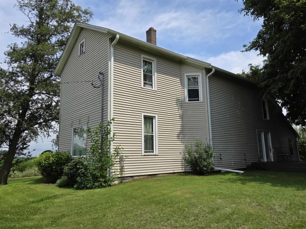 21 Summerhill, POLO, Illinois 61064, 3 Bedrooms Bedrooms, ,1 BathroomBathrooms,House,For Sale,Summerhill,202605194