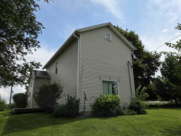 21 Summerhill, POLO, Illinois 61064, 3 Bedrooms Bedrooms, ,1 BathroomBathrooms,House,For Sale,Summerhill,202605194