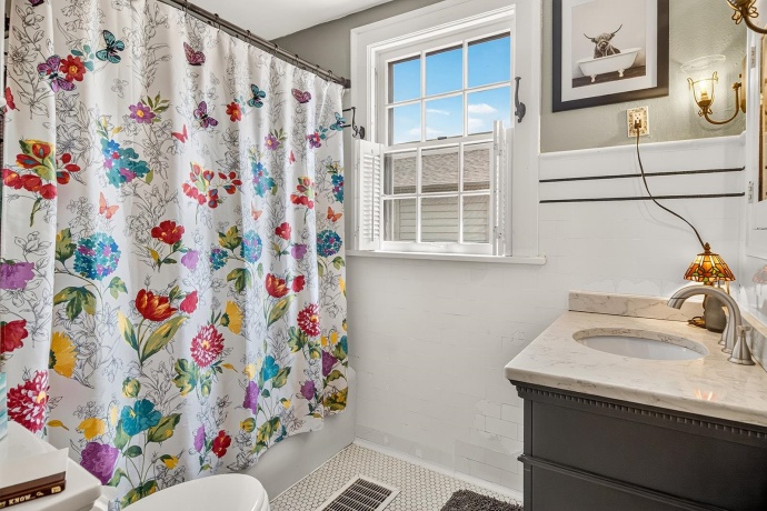 2117 PRINCETON, ROCKFORD, Illinois 61107, 3 Bedrooms Bedrooms, ,2 BathroomsBathrooms,House,For Sale,PRINCETON,202605195