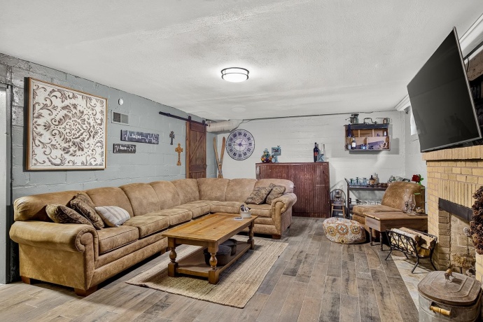 2117 PRINCETON, ROCKFORD, Illinois 61107, 3 Bedrooms Bedrooms, ,2 BathroomsBathrooms,House,For Sale,PRINCETON,202605195
