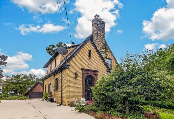 2117 PRINCETON, ROCKFORD, Illinois 61107, 3 Bedrooms Bedrooms, ,2 BathroomsBathrooms,House,For Sale,PRINCETON,202605195