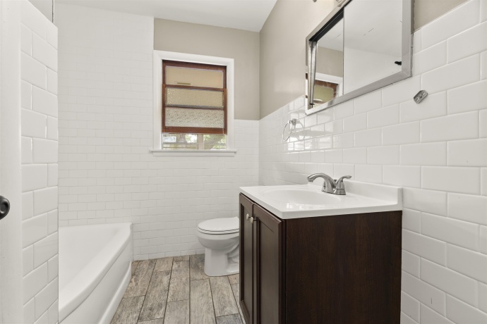 6319 Park Ridge, LOVES PARK, Illinois 61111, 3 Bedrooms Bedrooms, ,1 BathroomBathrooms,House,For Sale,Park Ridge,202605196