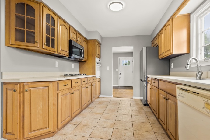 6319 Park Ridge, LOVES PARK, Illinois 61111, 3 Bedrooms Bedrooms, ,1 BathroomBathrooms,House,For Sale,Park Ridge,202605196