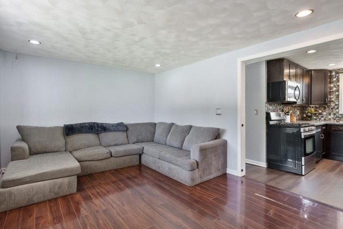 6969 Hiatt, ROCKFORD, Illinois 61114, 3 Bedrooms Bedrooms, ,1 BathroomBathrooms,House,For Sale,Hiatt,202605197
