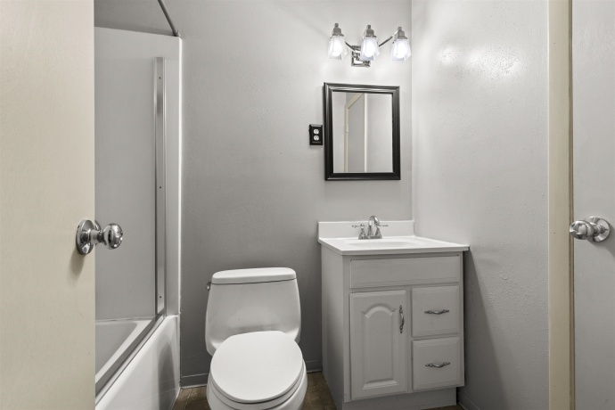 2013 EVANS, LOVES PARK, Illinois 61111, 3 Bedrooms Bedrooms, ,1 BathroomBathrooms,House,For Sale,EVANS,202605198