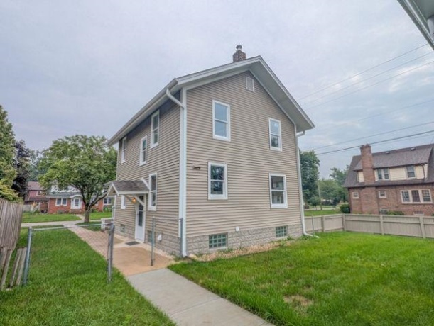 1604 Grant, ROCKFORD, Illinois 61103, 3 Bedrooms Bedrooms, ,1 BathroomBathrooms,House,For Sale,Grant,202605205
