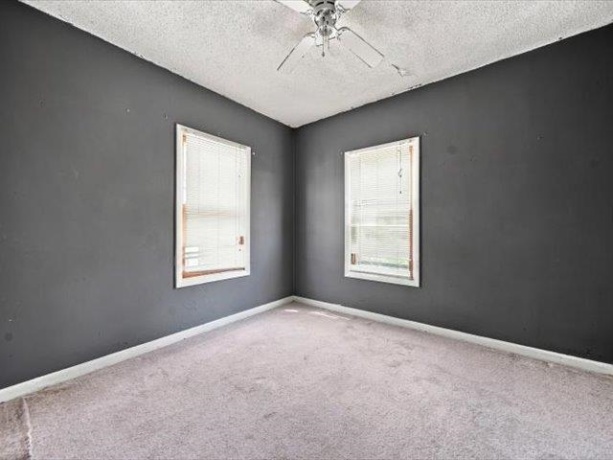 219 Ave E, ROCK FALLS, Illinois 61071, 3 Bedrooms Bedrooms, ,1 BathroomBathrooms,House,For Sale,Ave E,202605206