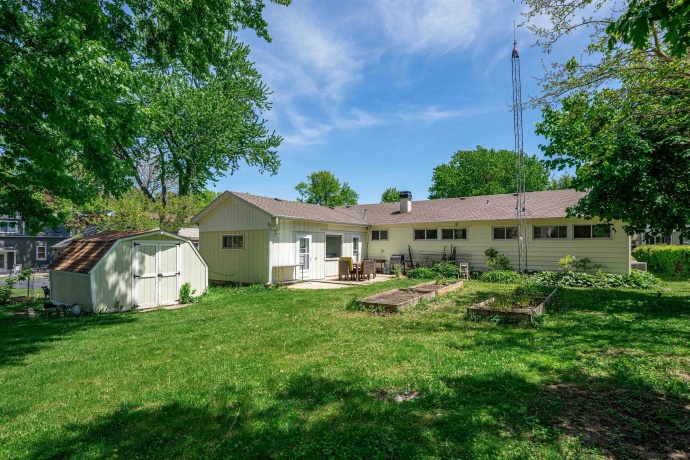 415 Genoa, GENOA, Illinois 60135, 3 Bedrooms Bedrooms, ,1 BathroomBathrooms,House,For Sale,Genoa,202605207