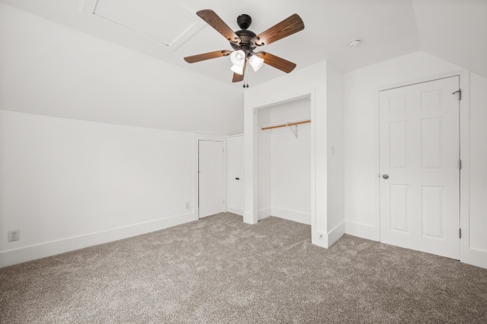 725 11th, DEKALB, Illinois 60115, 3 Bedrooms Bedrooms, ,1 BathroomBathrooms,House,For Sale,11th,202605208