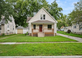 725 11th, DEKALB, Illinois 60115, 3 Bedrooms Bedrooms, ,1 BathroomBathrooms,House,For Sale,11th,202605208