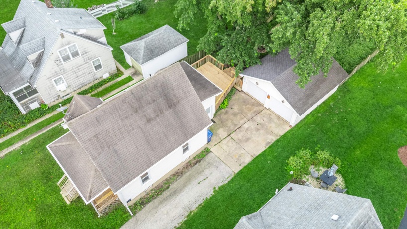 725 11th, DEKALB, Illinois 60115, 3 Bedrooms Bedrooms, ,1 BathroomBathrooms,House,For Sale,11th,202605208