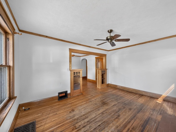 1022 13th, ROCKFORD, Illinois 61104, 3 Bedrooms Bedrooms, ,1 BathroomBathrooms,House,For Sale,13th,202605209