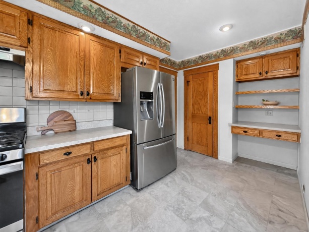 1022 13th, ROCKFORD, Illinois 61104, 3 Bedrooms Bedrooms, ,1 BathroomBathrooms,House,For Sale,13th,202605209