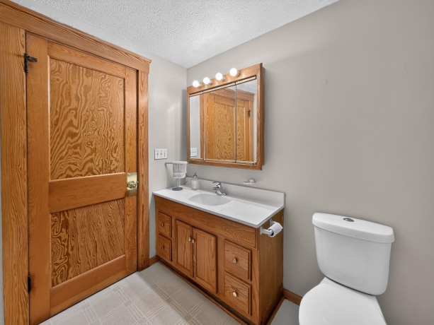 1022 13th, ROCKFORD, Illinois 61104, 3 Bedrooms Bedrooms, ,1 BathroomBathrooms,House,For Sale,13th,202605209