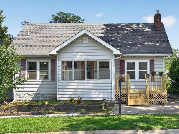 1022 13th, ROCKFORD, Illinois 61104, 3 Bedrooms Bedrooms, ,1 BathroomBathrooms,House,For Sale,13th,202605209