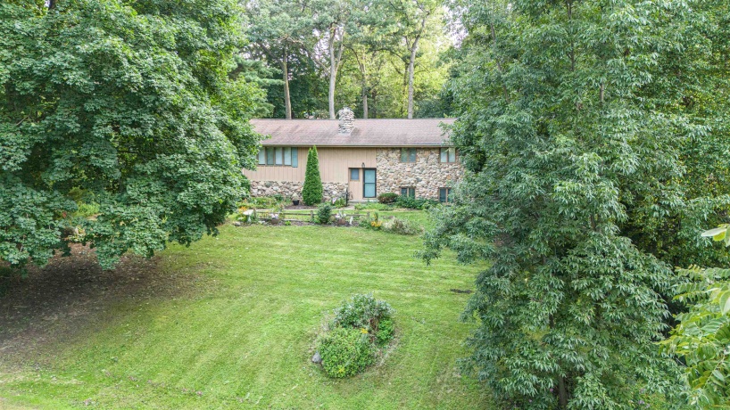 7901 Louella, ROSCOE, Illinois 61073, 5 Bedrooms Bedrooms, ,2 BathroomsBathrooms,House,For Sale,Louella,202605025
