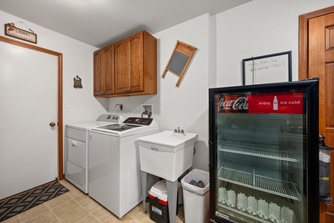 103 Evergreen, KIRKLAND, Illinois 60146, 5 Bedrooms Bedrooms, ,3 BathroomsBathrooms,House,For Sale,Evergreen,202605210