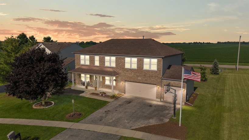 103 Evergreen, KIRKLAND, Illinois 60146, 5 Bedrooms Bedrooms, ,3 BathroomsBathrooms,House,For Sale,Evergreen,202605210