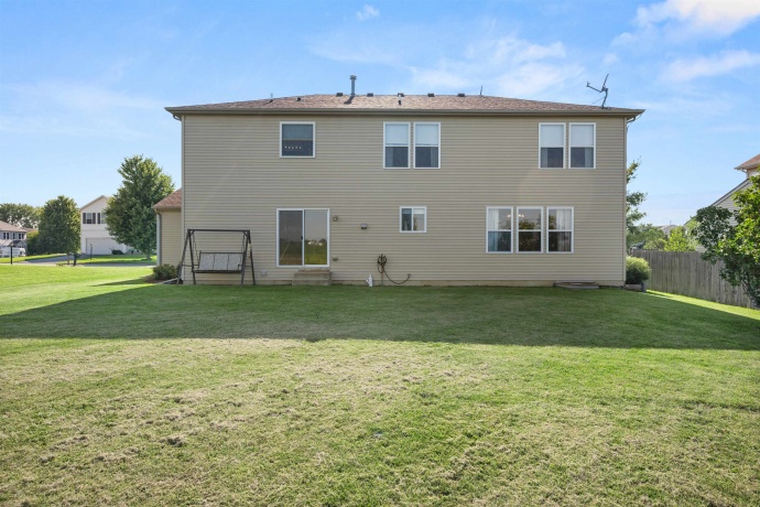 103 Evergreen, KIRKLAND, Illinois 60146, 5 Bedrooms Bedrooms, ,3 BathroomsBathrooms,House,For Sale,Evergreen,202605210
