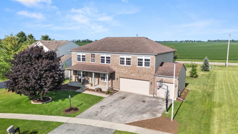 103 Evergreen, KIRKLAND, Illinois 60146, 5 Bedrooms Bedrooms, ,3 BathroomsBathrooms,House,For Sale,Evergreen,202605210