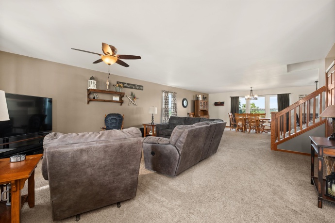 103 Evergreen, KIRKLAND, Illinois 60146, 5 Bedrooms Bedrooms, ,3 BathroomsBathrooms,House,For Sale,Evergreen,202605210
