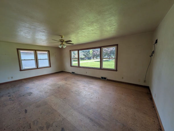 203 2nd, GENOA, Illinois 60135, 3 Bedrooms Bedrooms, ,1 BathroomBathrooms,House,For Sale,2nd,202605211