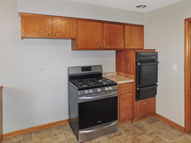 519 Ravine, SOUTH BELOIT, Illinois 61080, 2 Bedrooms Bedrooms, ,1 BathroomBathrooms,House,For Sale,Ravine,202605212